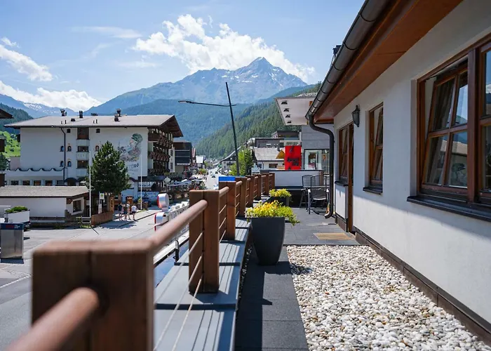 Apartment Life Solden