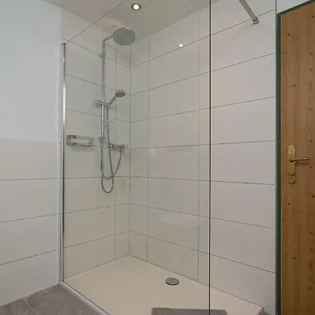 Life Apartment *